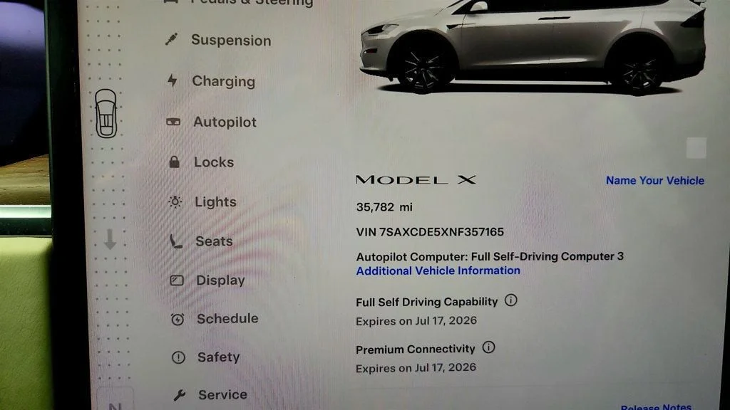 Used 2022 Pearl White Multi-Coat Tesla AWD w/ 22