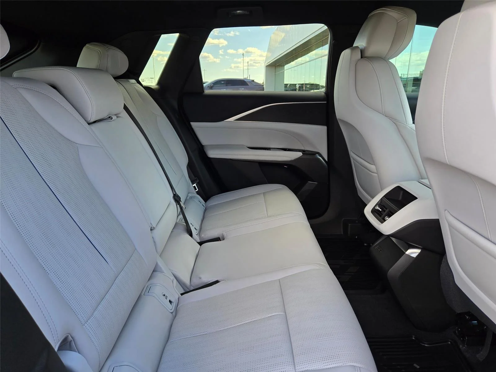 2026 Cadillac LYRIQ Sport - Photo 30