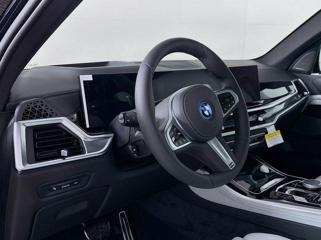 New 2026 Black BMW xDrive50e image 9