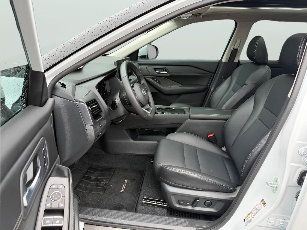 2024 Nissan Rogue SL - Photo 13