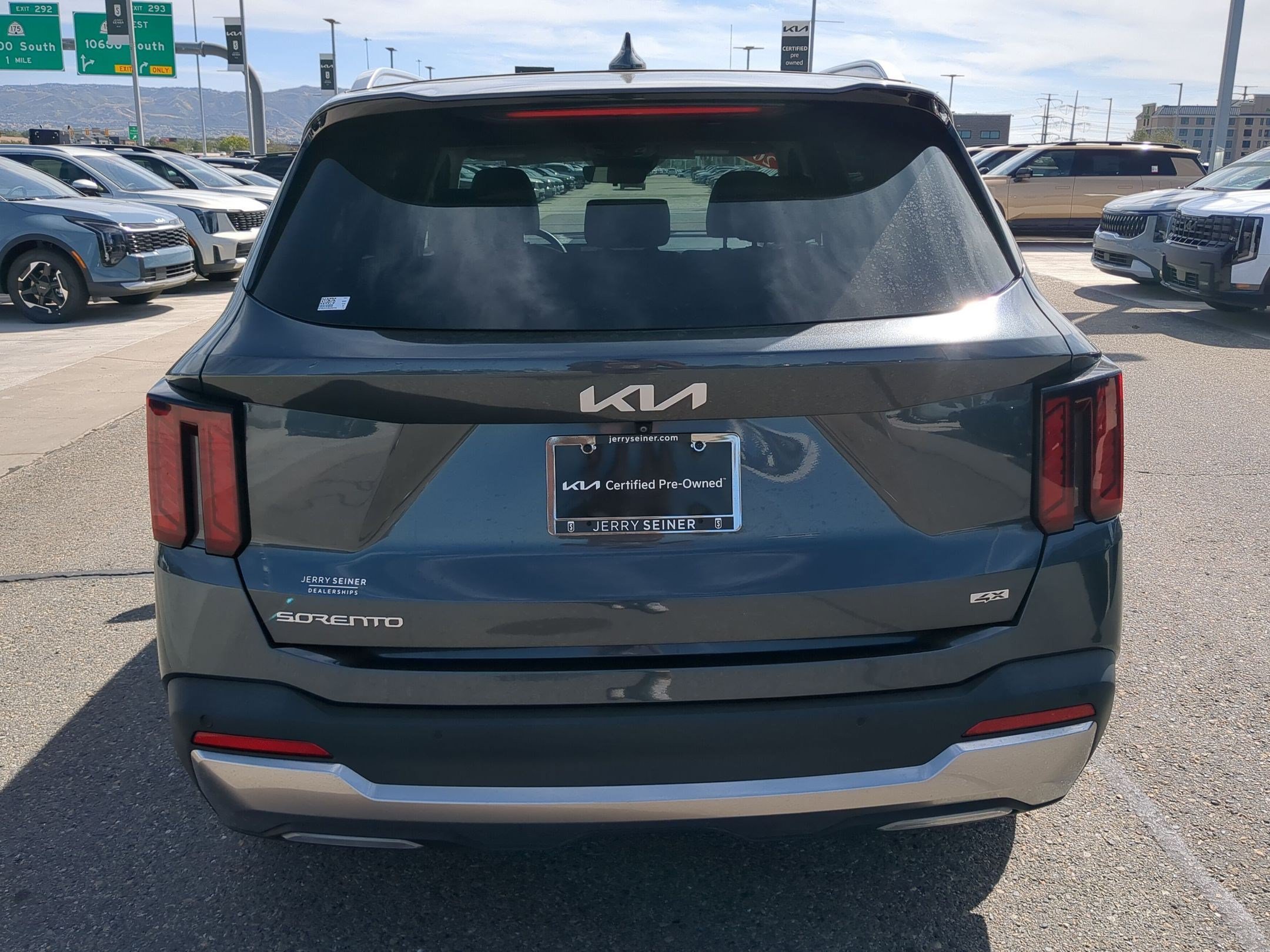 Used 2024 Gravity Grey Kia S image 4