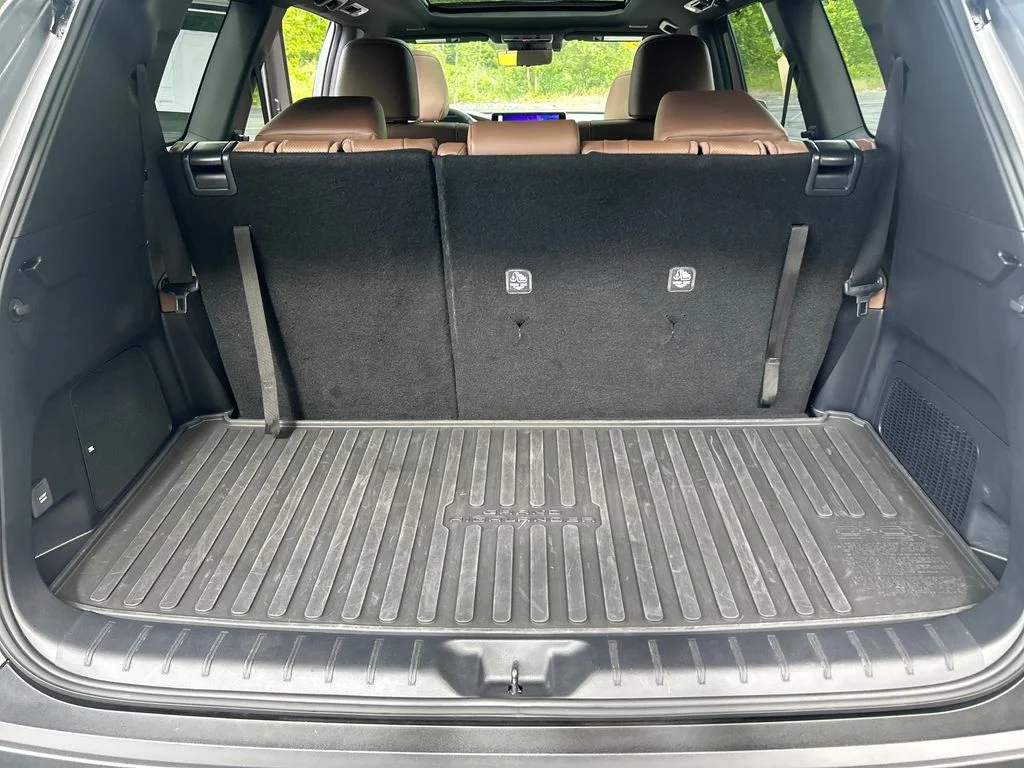 Certified Used 2025  Toyota MAX Platinum image 27