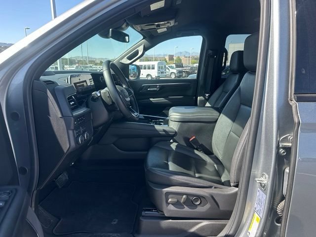 2025 Chevrolet Suburban Z71 - Photo 16