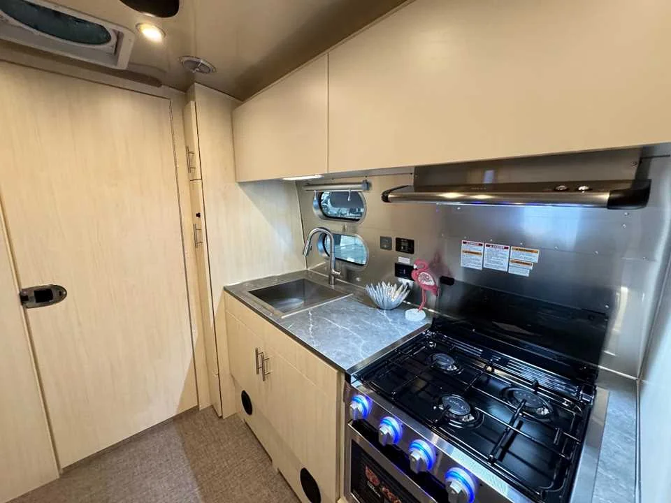 New 2026 SILVER AIRSTREAM  image 29