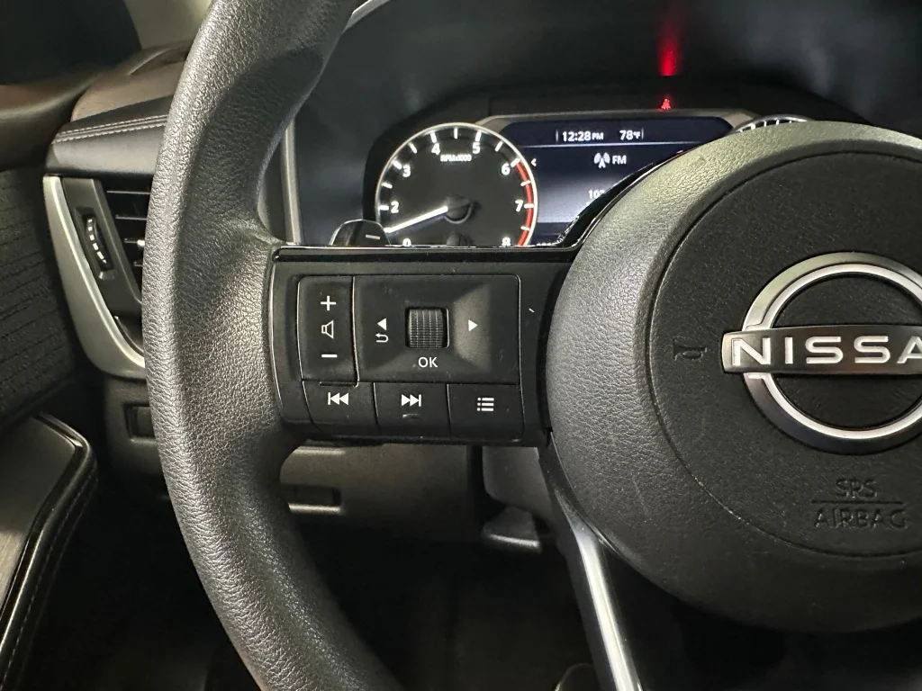 Certified Used 2023 Pearl White Tricoat Nissan SV image 10