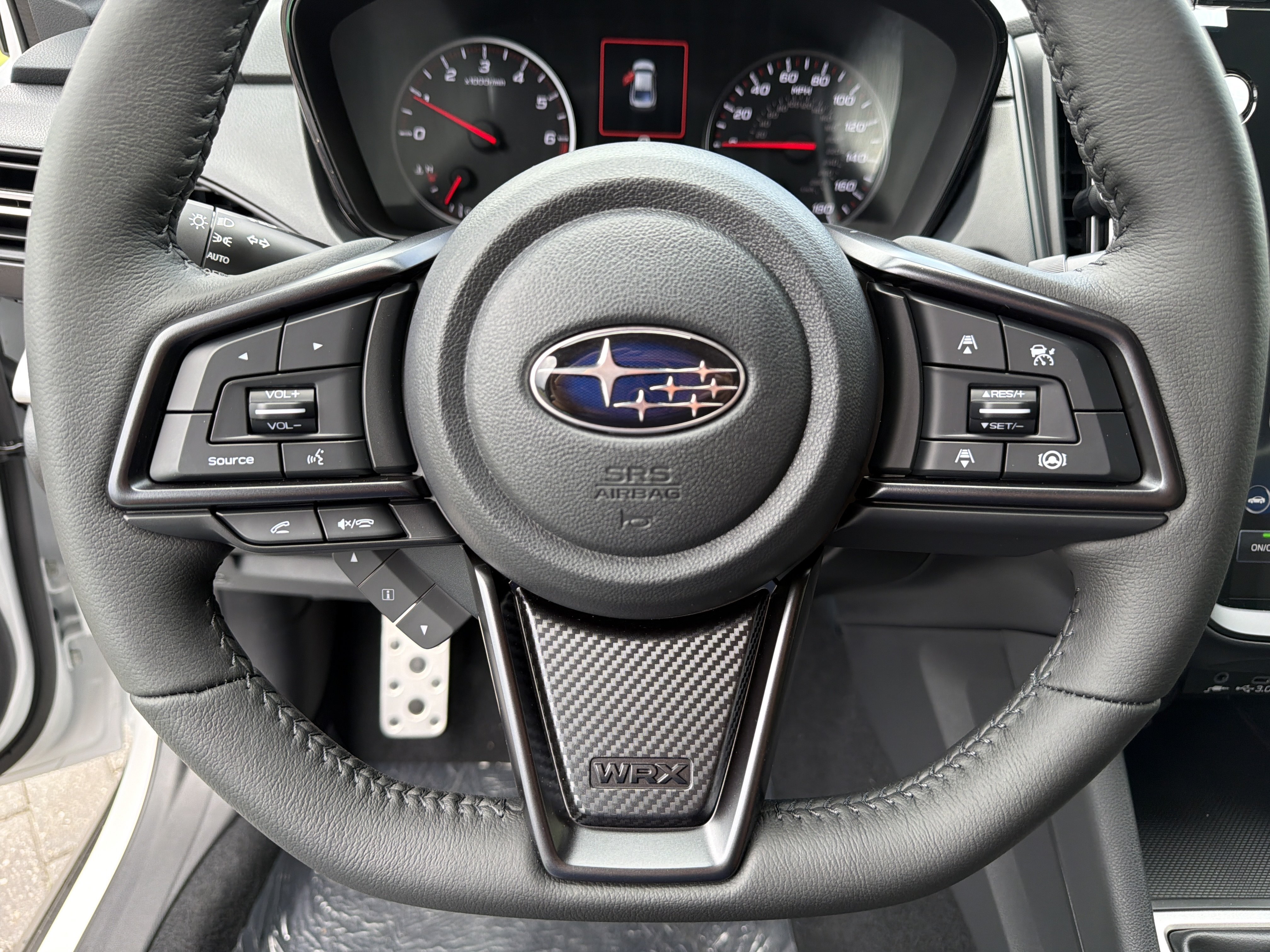 New 2026 CERAMIC WHITE Subaru Base image 34