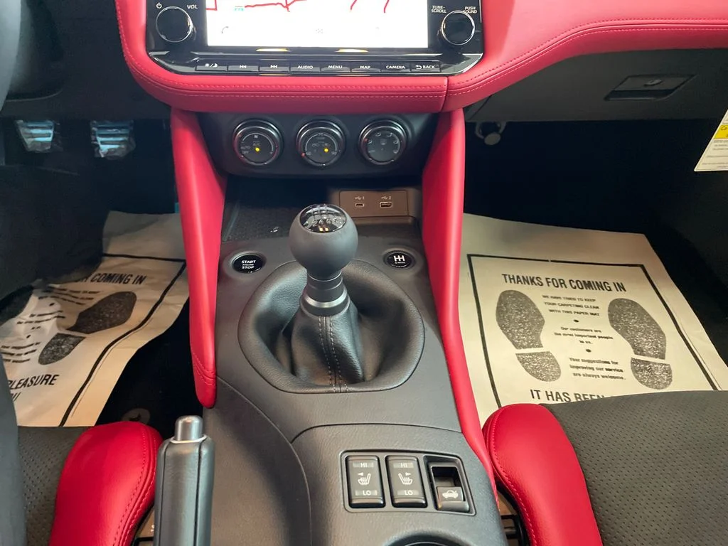 New 2026 Solid Red / Super Black Two-tone Nissan Performance image 21