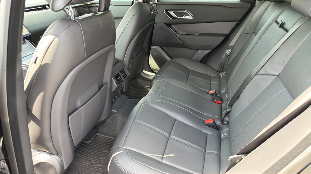 New 2026 Santorini Black Land Rover S image 19
