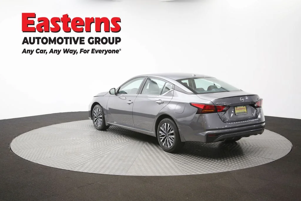 Used 2023 Gray Nissan 2.5 SV image 64