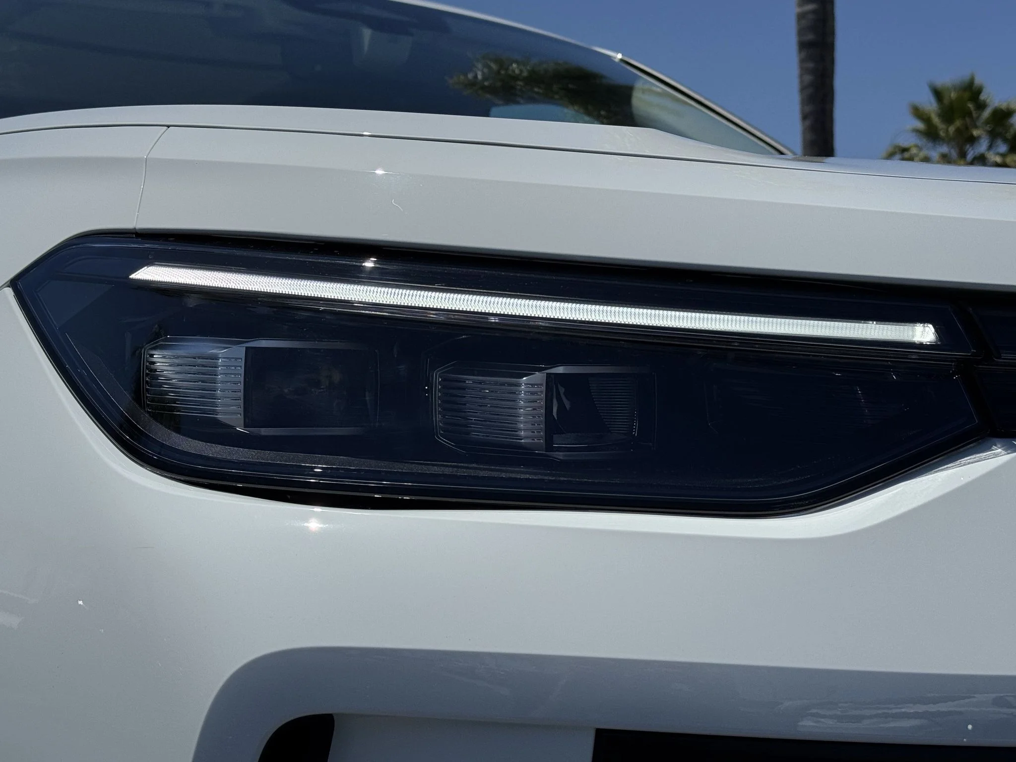New 2026 Pure White Volkswagen SE image 9