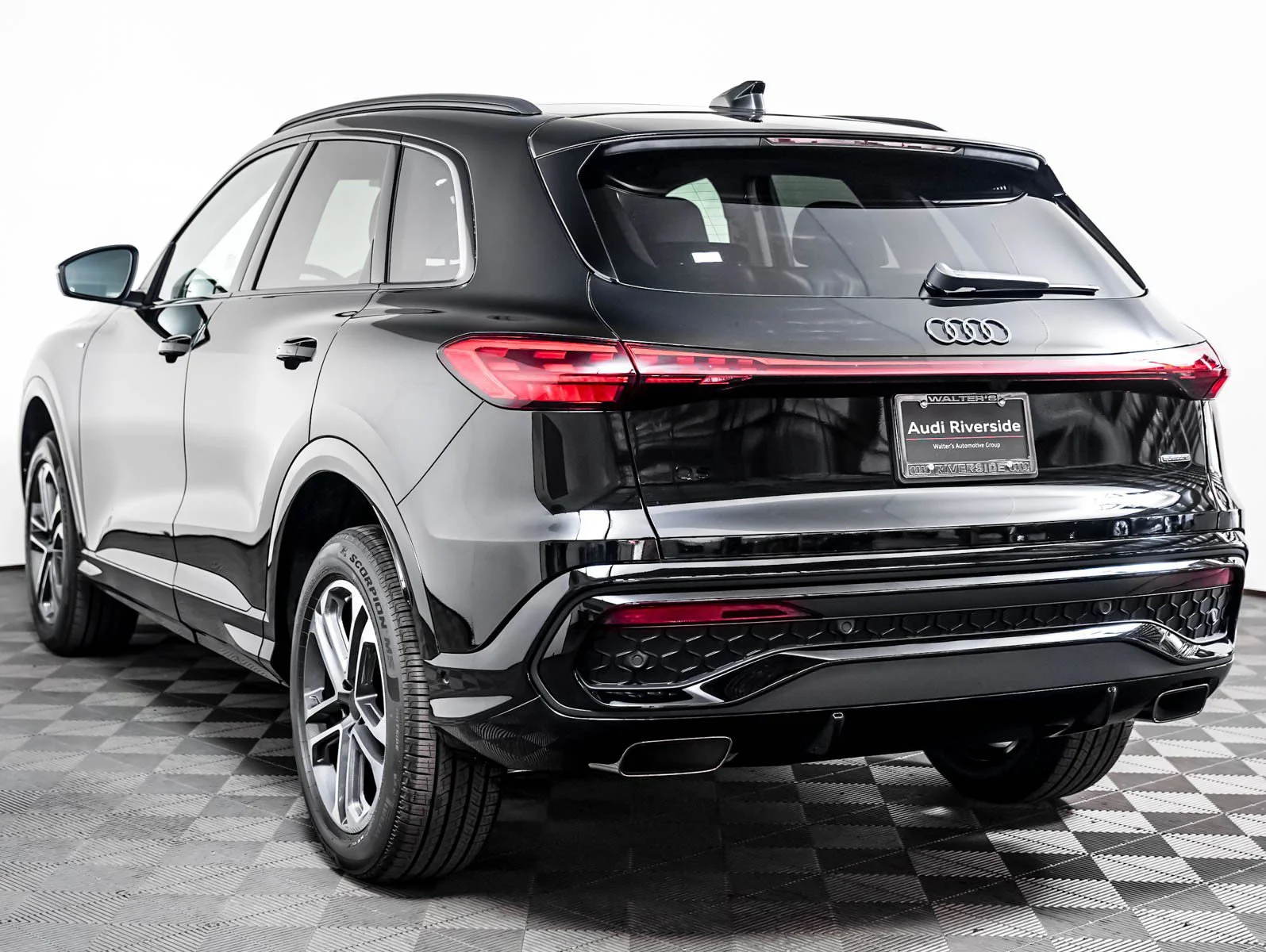 New 2026 Mythos Black Metallic Audi Premium image 2
