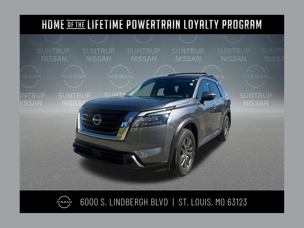 Used 2025 Gray Nissan SV image 1