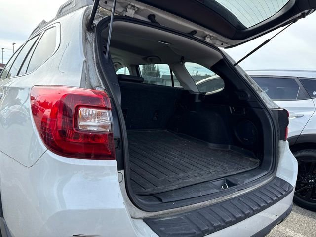 Used 2015 Crystal White Pearl Subaru 2.5i Limited image 14