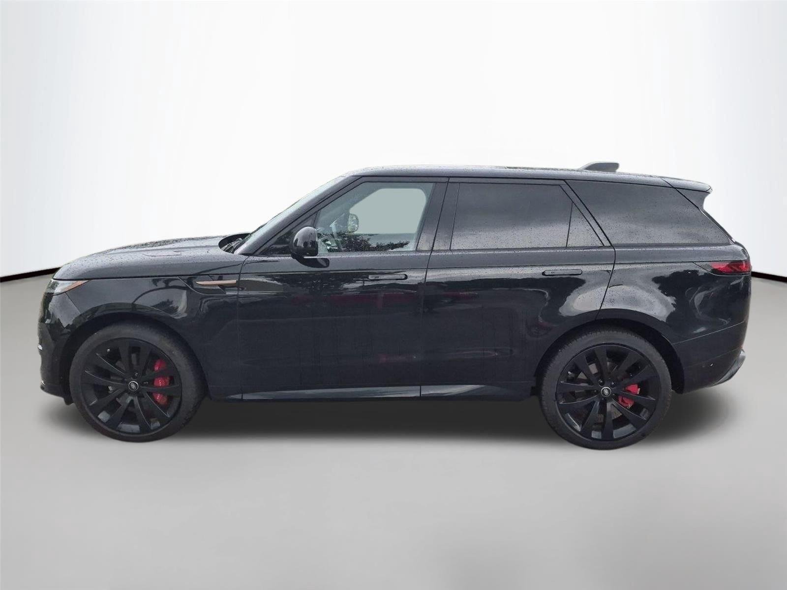 Used 2024 Santorini Black Metallic Land Rover Dynamic SE image 2