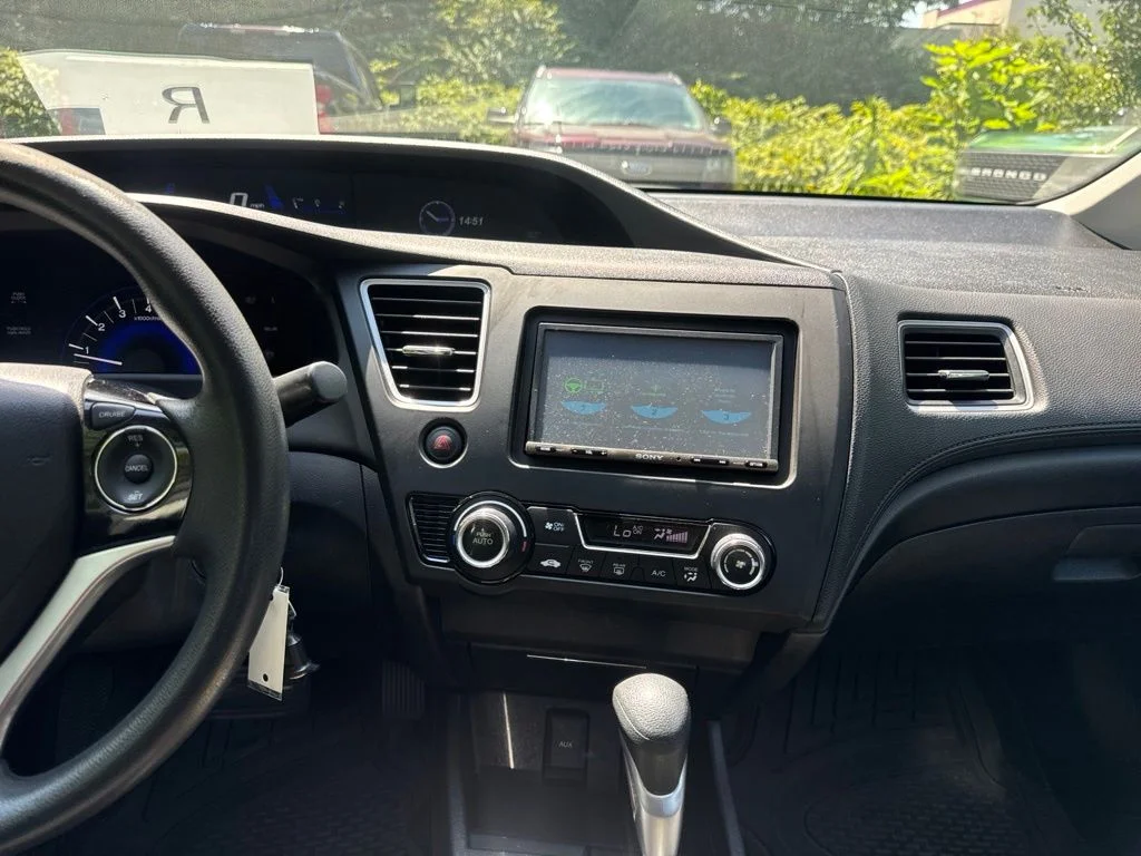 Used 2013 Gray Honda EX image 17