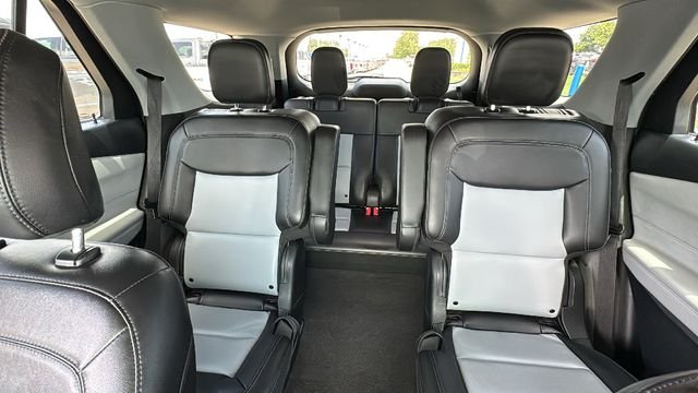 Used 2023 Gray Ford XLT image 31