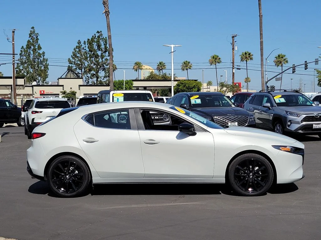 Certified Used 2026 Ceramic White Mazda 2.5 S Select Sport image 31