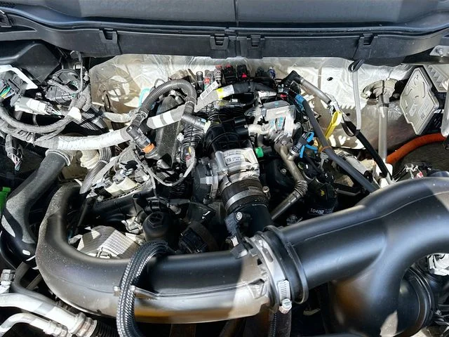 Used 2025 Blue Ford XLT image 28