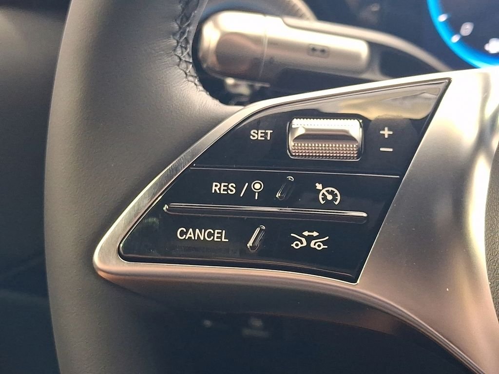 New 2027 MANUFAKTUR Alpine Grey Mercedes-Benz CLA 220 image 17