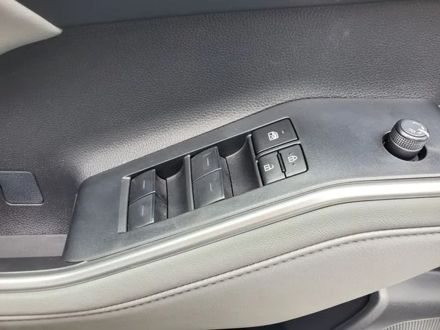 Certified Used 2024 Silver Toyota XLE image 17
