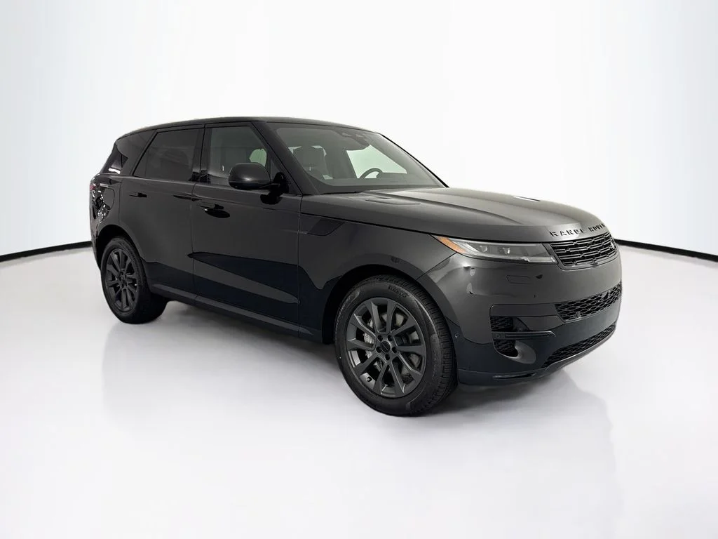 New 2026 Santorini Black Land Rover SE image 3