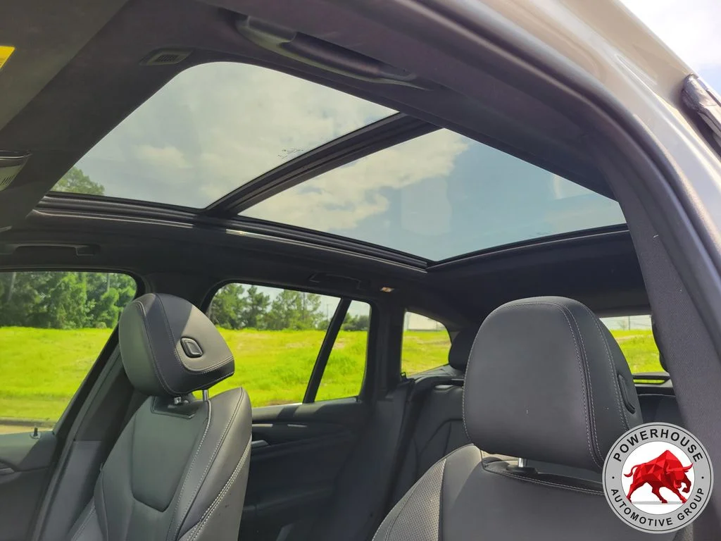 Used 2024 White BMW sDrive30i image 24