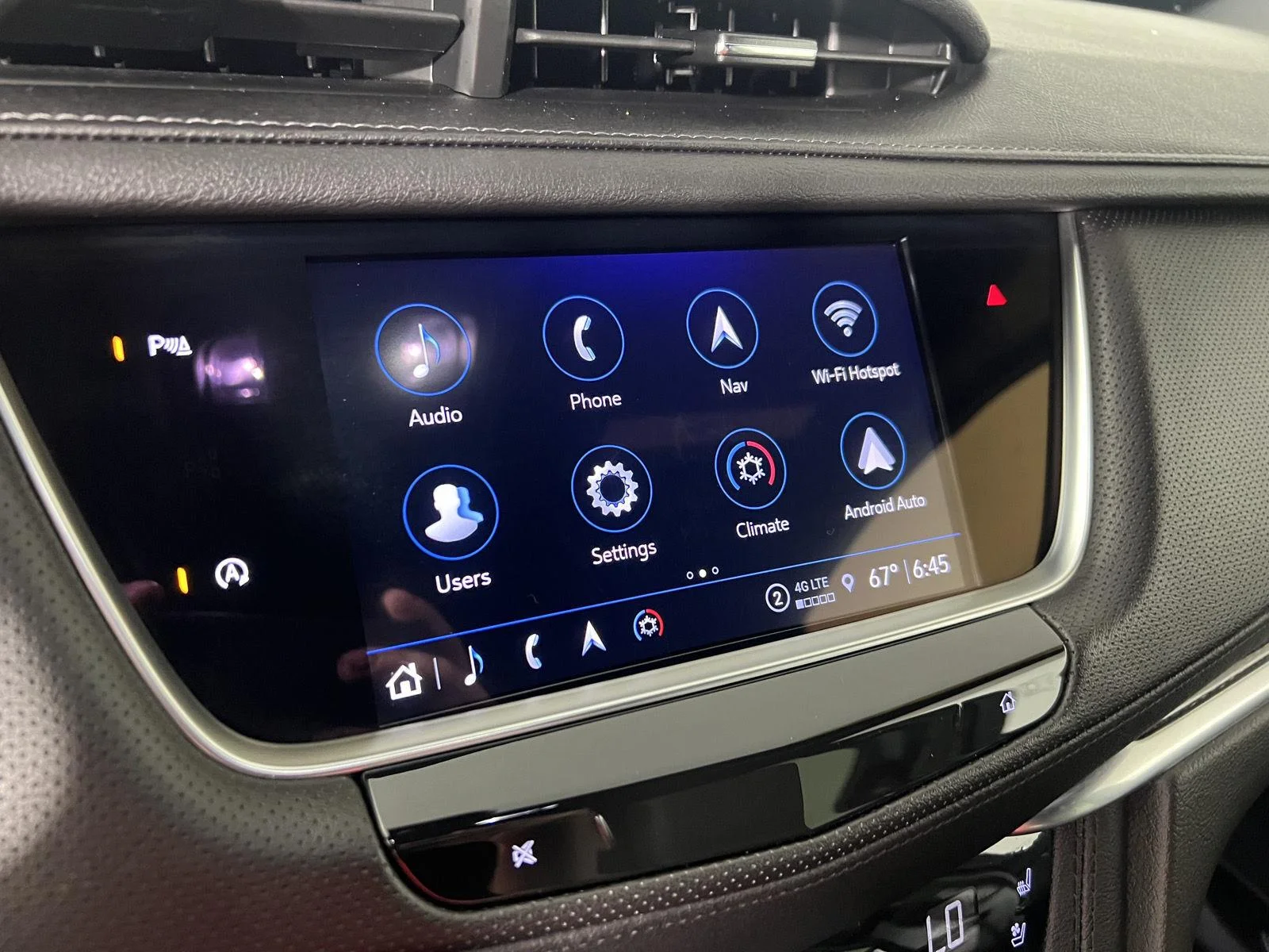 Used 2023 Crystal White Tricoat Cadillac AWD Sport image 24