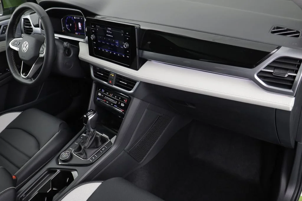New 2026 Moss Volkswagen 1.5T SEL image 21
