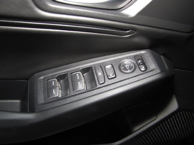 Certified Used 2025 Meteorite Honda SE image 10