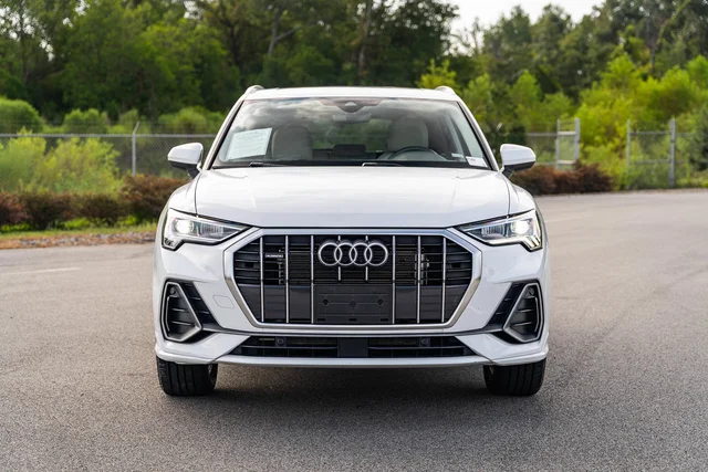 2025 Audi Q3 Premium