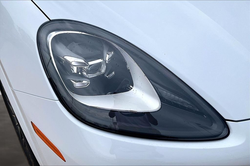 Used 2023 White Porsche Platinum Edition image 29
