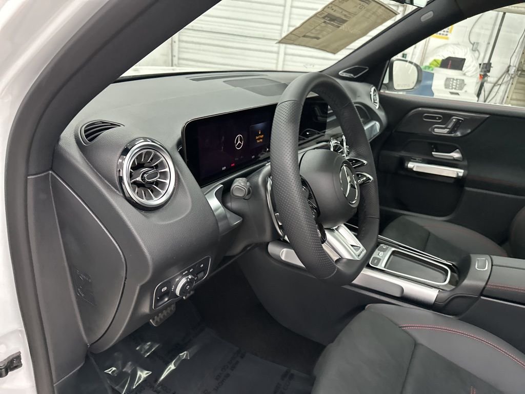New 2026 Polar White Mercedes-Benz AMG® GLB 35 4MATIC® SUV image 9