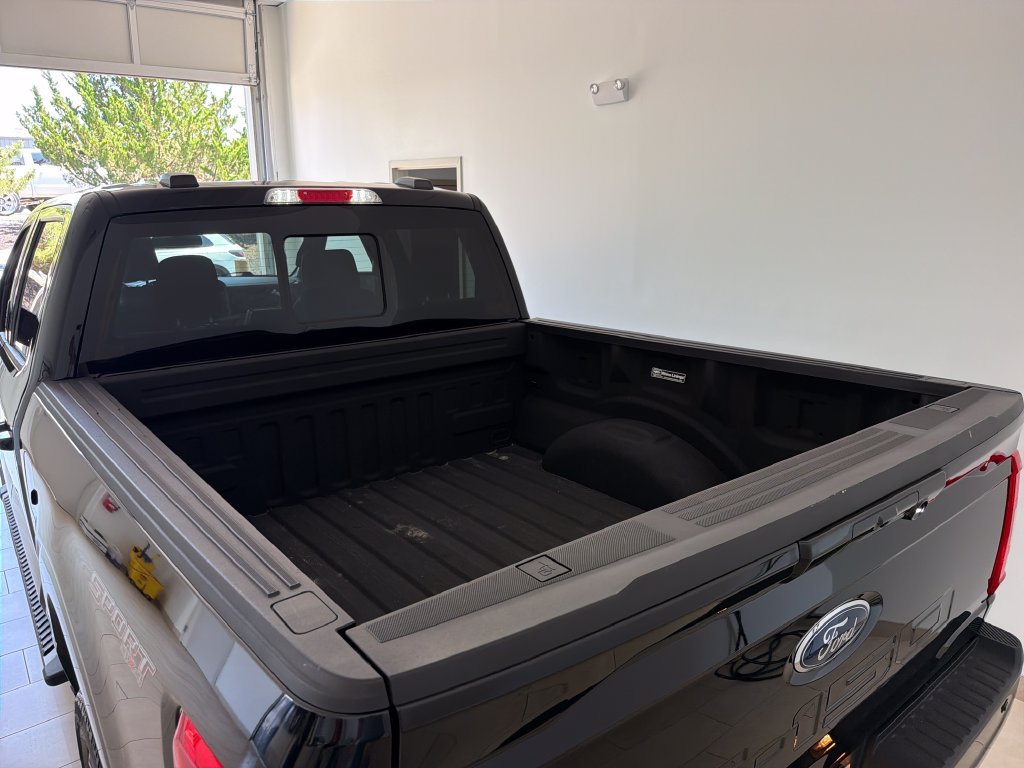Used 2023 Black Metallic Ford XLT image 32