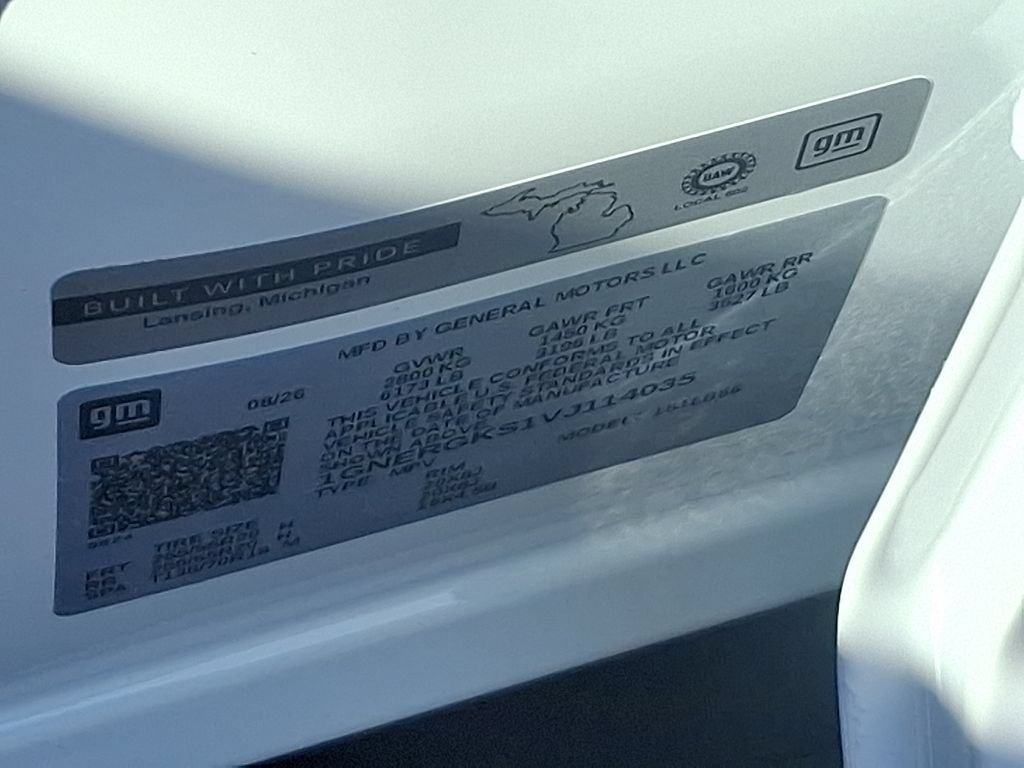 2027 Chevrolet Traverse LT - Photo 10