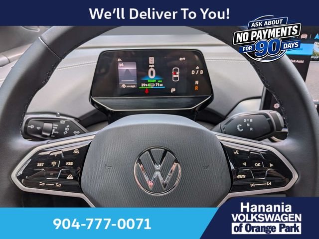 Used 2025 White Volkswagen Pro image 33
