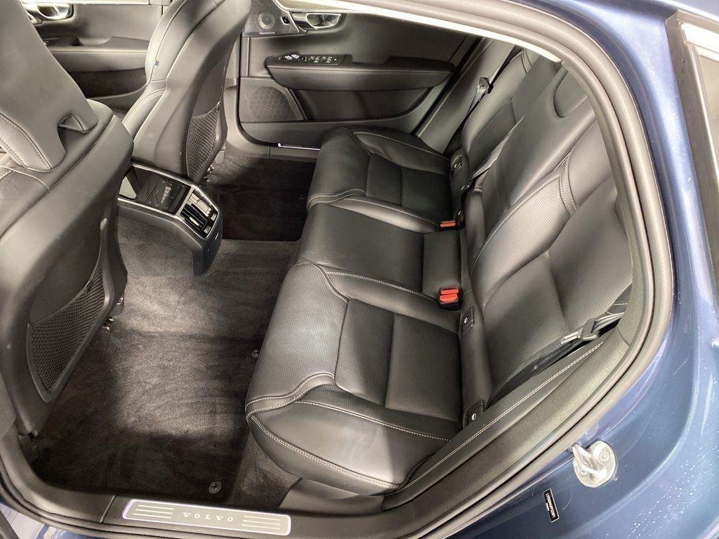 Used 2023 Denim Blue Metallic Volvo Ultimate image 12