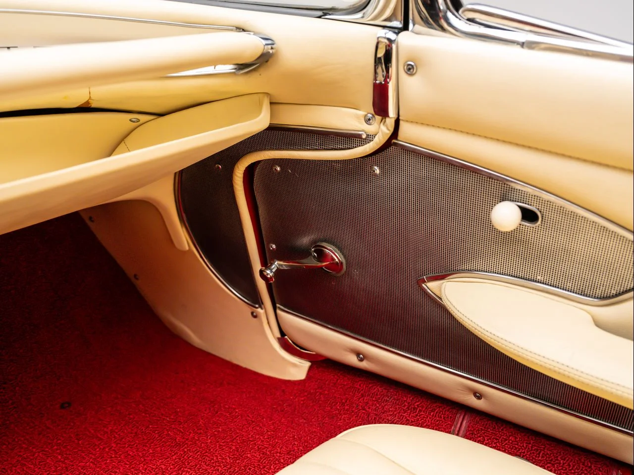 Used 1960 Red Chevrolet  image 37