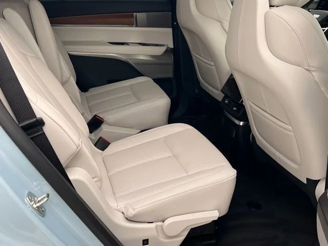 2026 Cadillac VISTIQ Sport - Photo 20