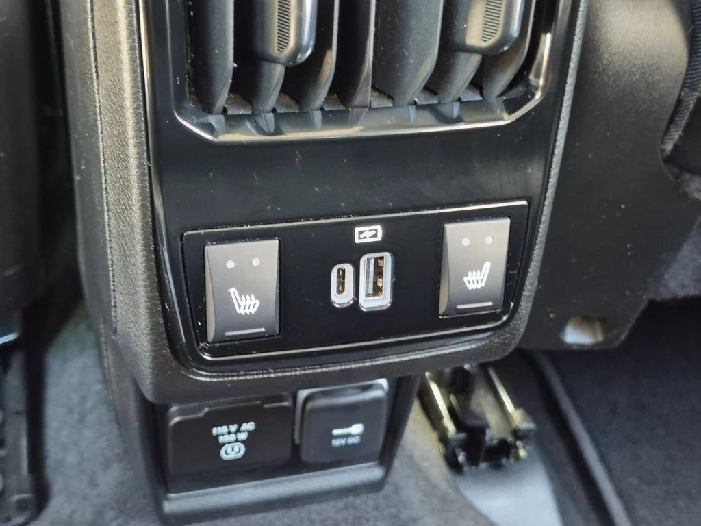 Used 2022 Gray Jeep Limited image 24