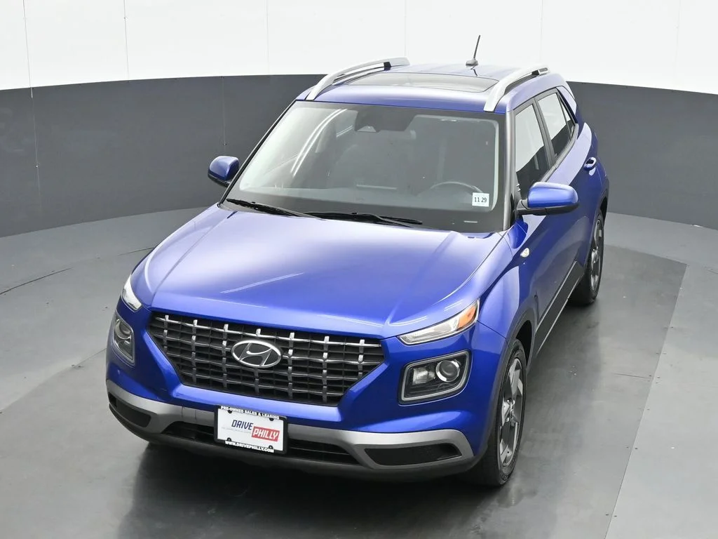 Used 2025 Blue Hyundai SEL image 16