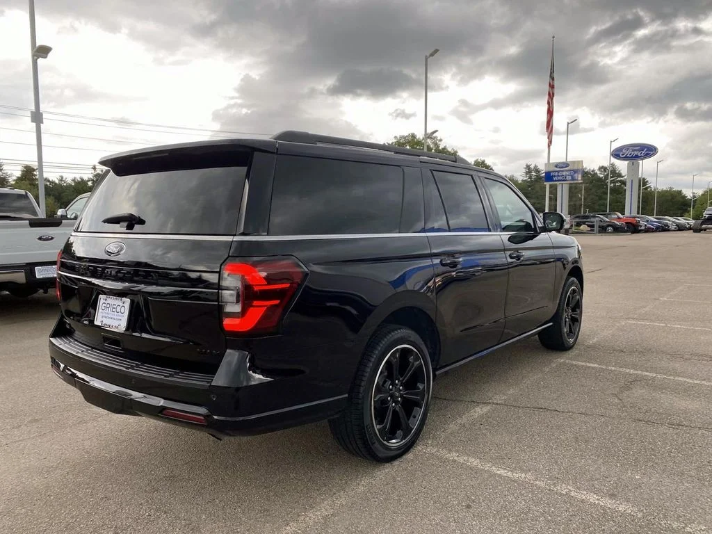 Used 2024 Black Metallic Ford Limited image 3