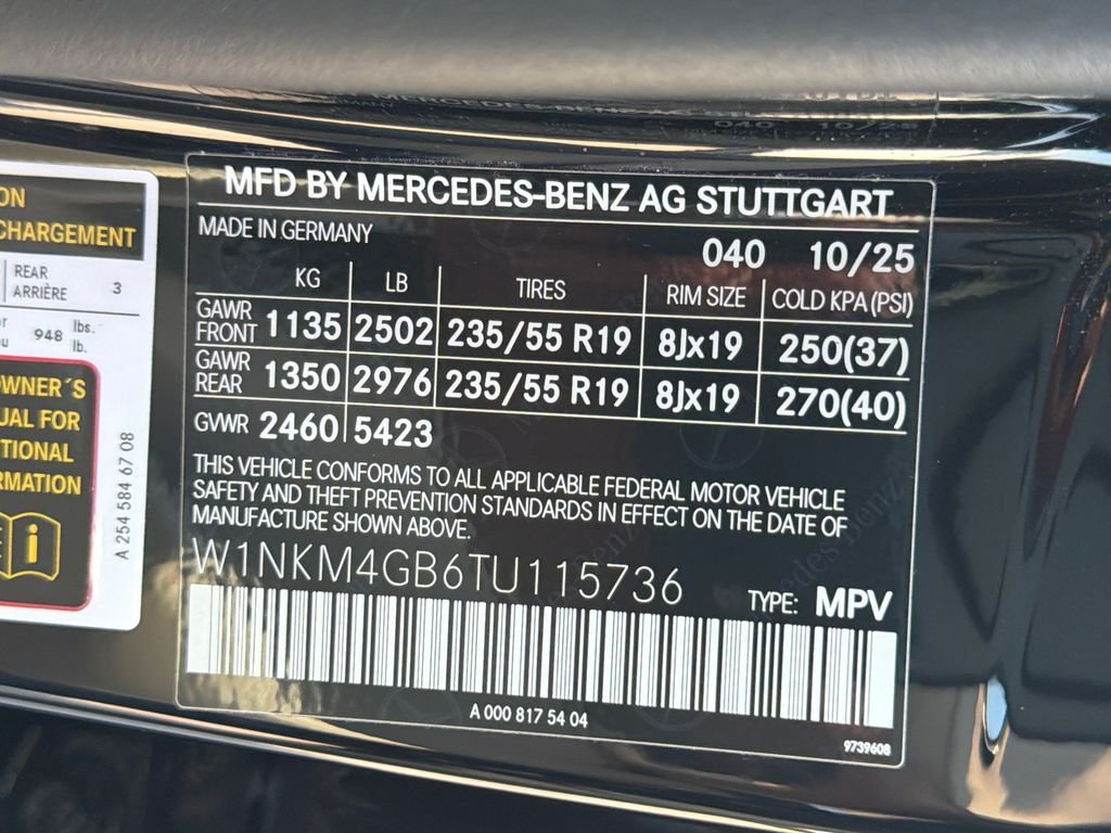 Used 2026 Black Mercedes-Benz GLC 300 image 25