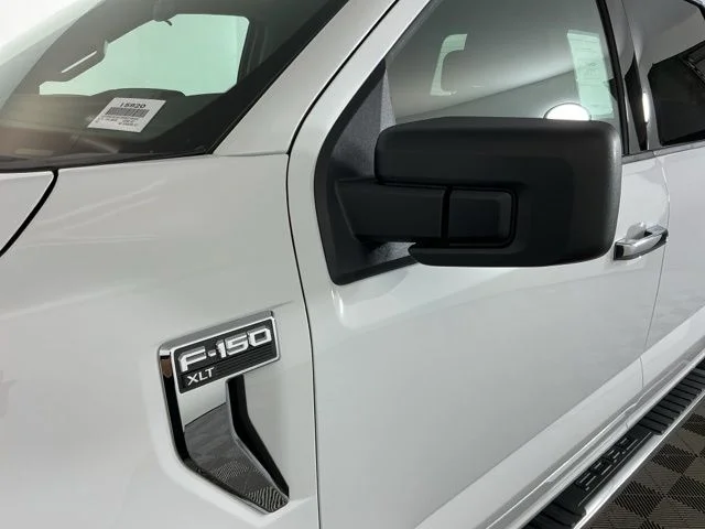 New 2026 Oxford White Ford XLT image 9