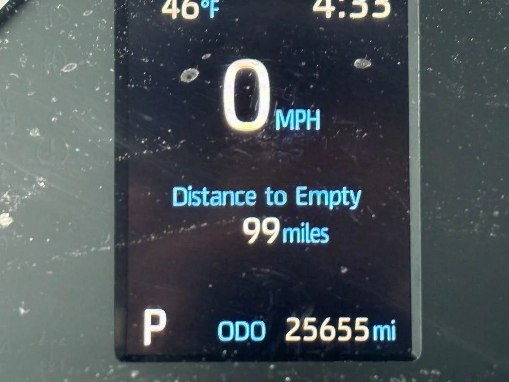 Used 2023 Ice Toyota SR5 image 11