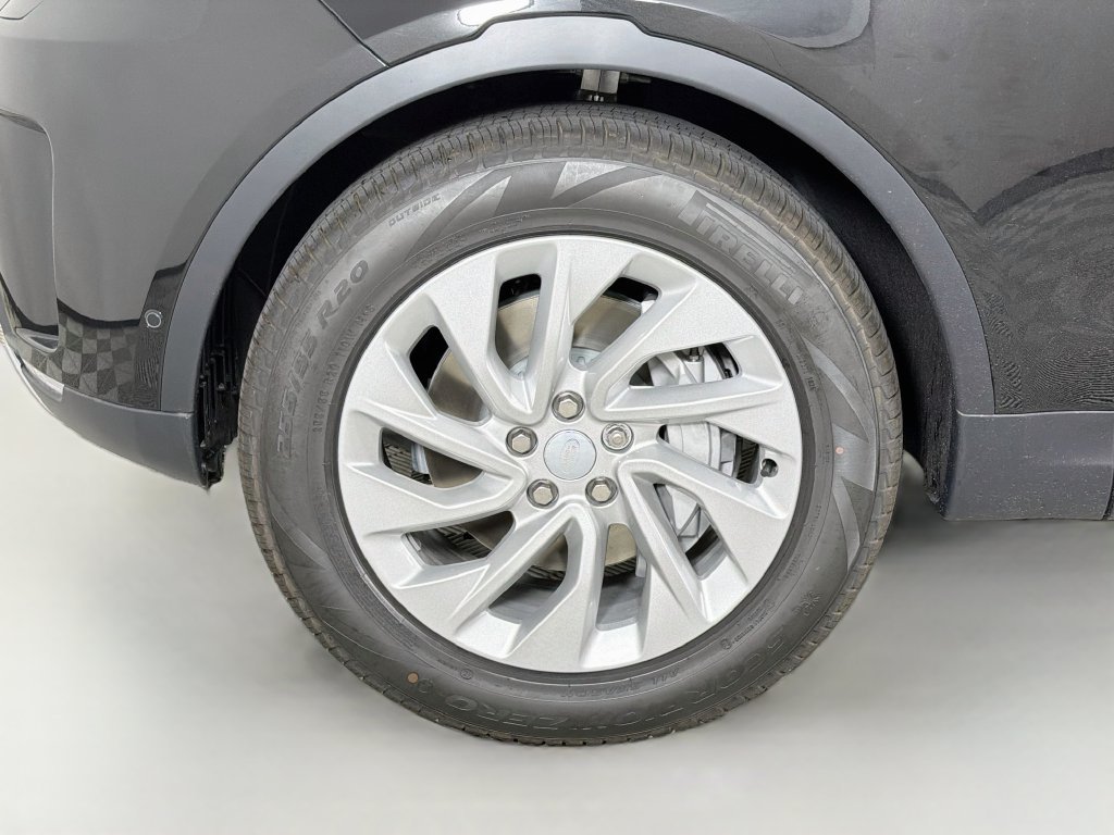 New 2026 Santorini Black Land Rover S image 33