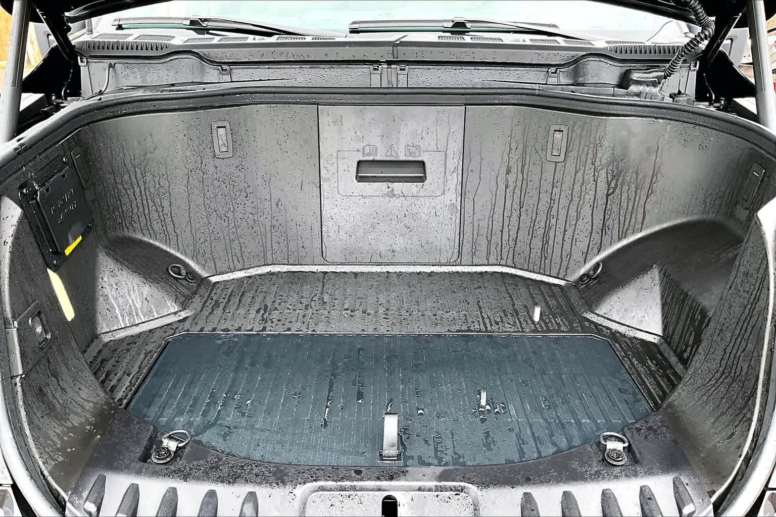 Used 2025 Agate Black Metallic Ford Flash image 31