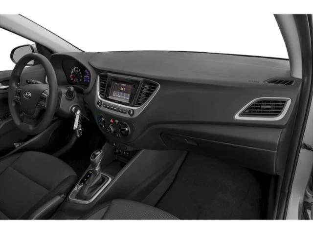 Used 2021 Olympus Silver Hyundai SE image 18
