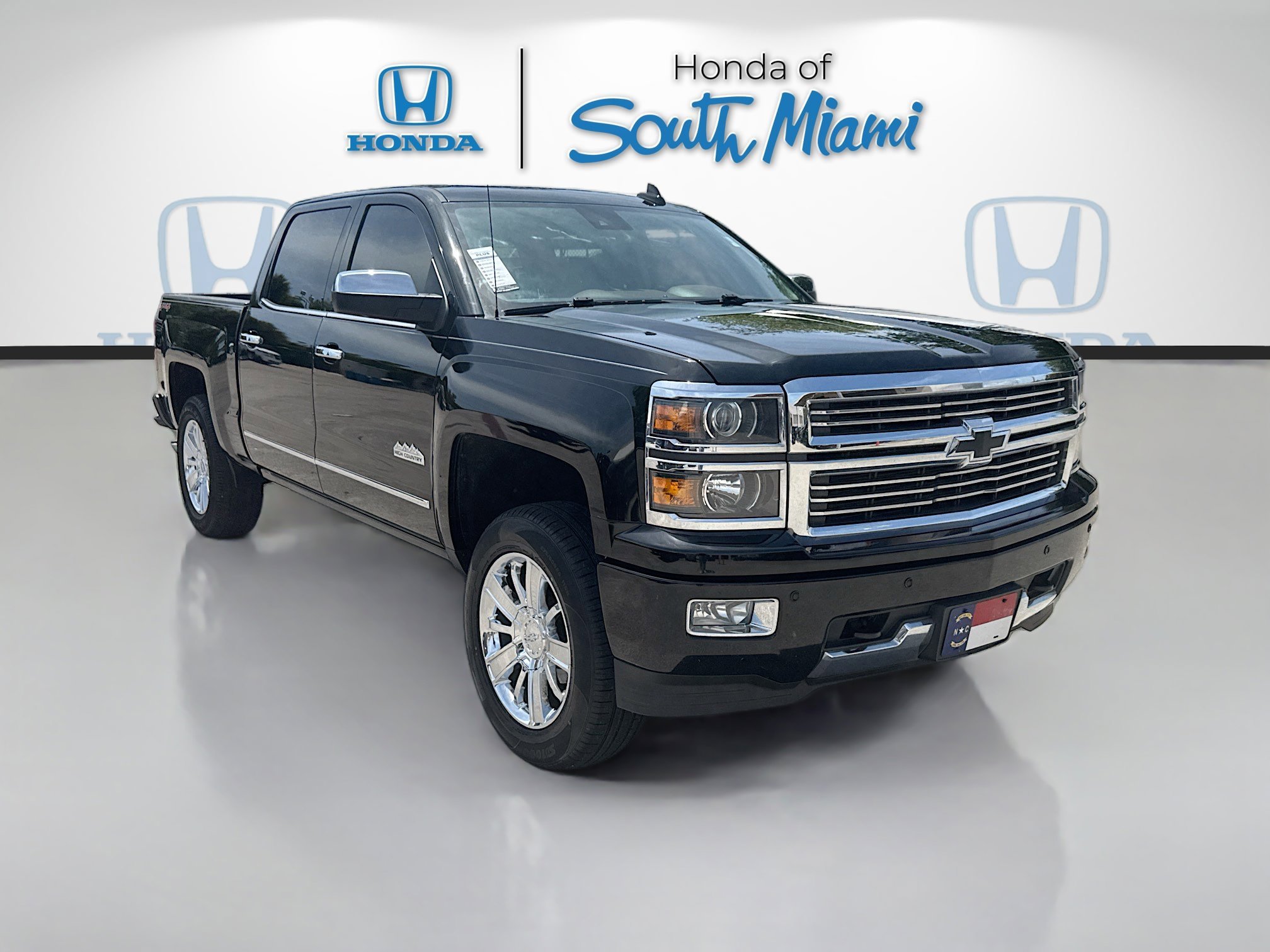 2015 Chevrolet Silverado 1500 High Country 4X4 Crew Cab Short Box's photo