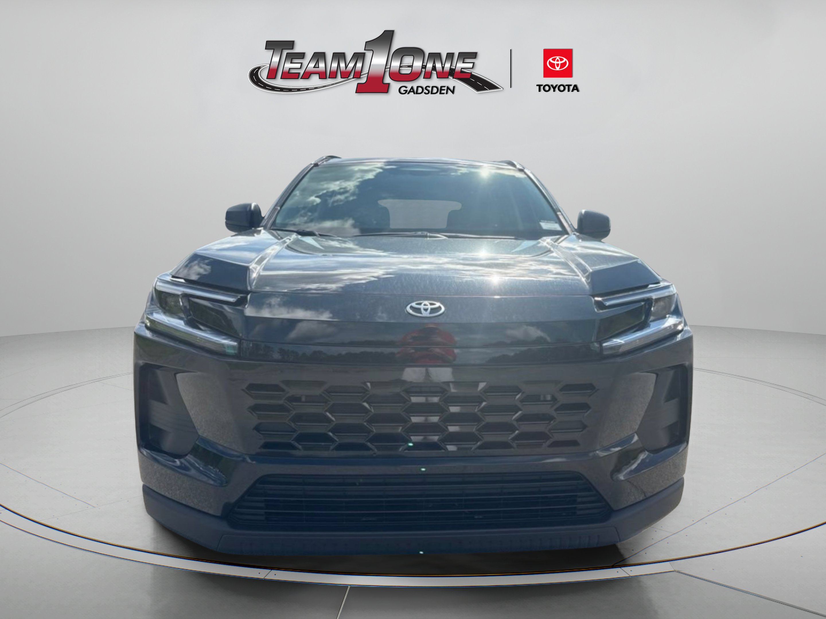 New 2026 Midnight Black Metallic Toyota LE image 3