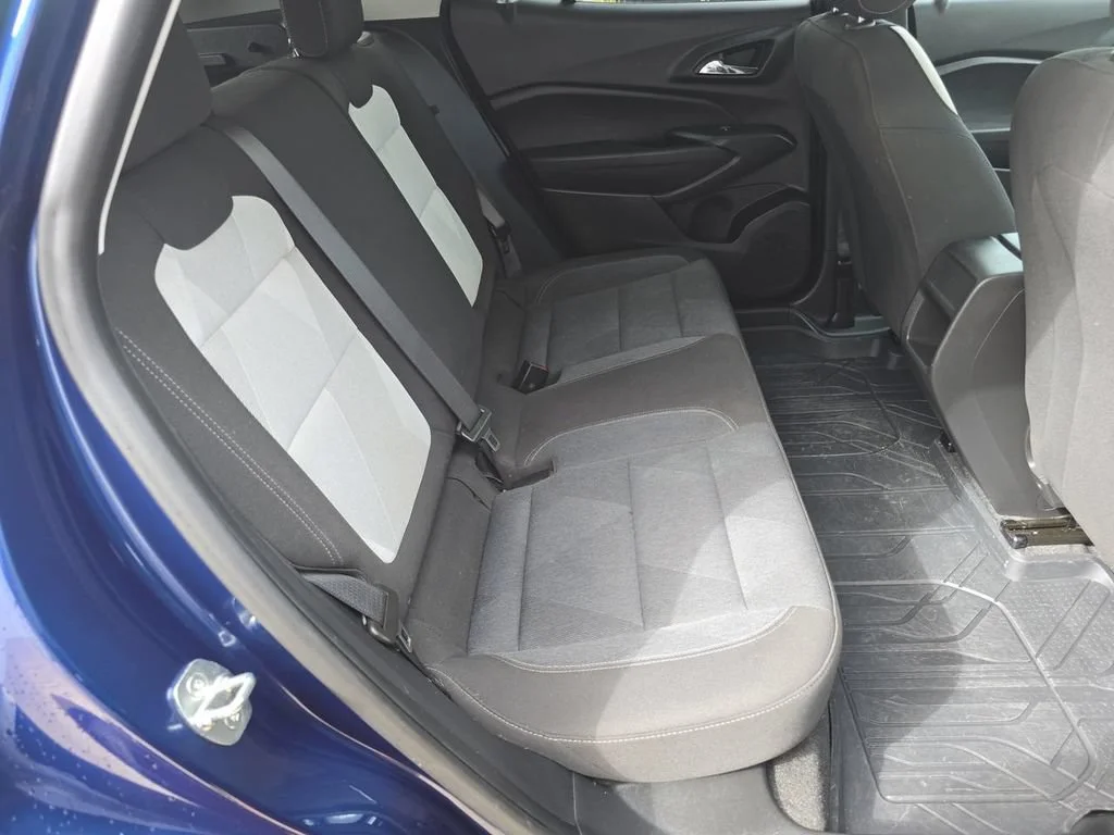 2024 Chevrolet Trax LS - Photo 28